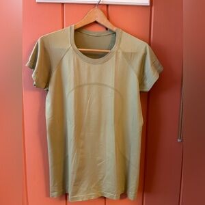 Lululemon Swiftly Tech Short Sleeve shirt.  Size 12.  Soft moss green color.